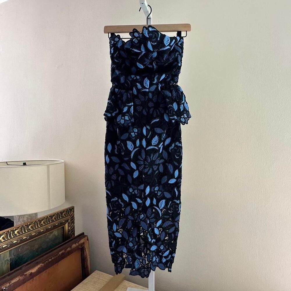 Elliatt black and blue floral